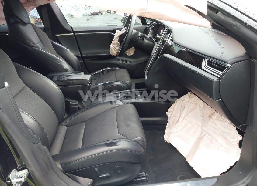 Photo 5 of 2017 Tesla Model S 60/75 (VIN 5YJSA1E15HF208658)