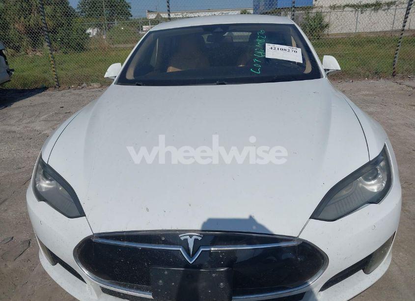 Photo 10 of 2016 Tesla Model S 60/70/75/85 (VIN 5YJSA1E16GF129997)