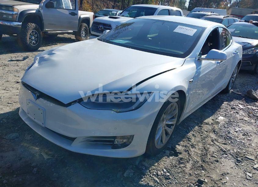 Photo 14 of 2016 Tesla Model S 60/70/75/85 (VIN 5YJSA1E16GF164264)
