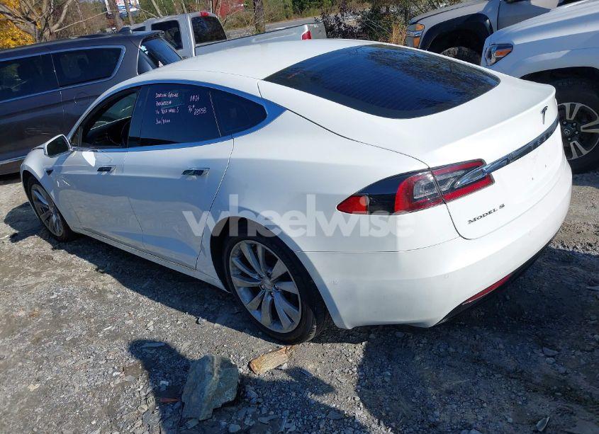 Photo 3 of 2016 Tesla Model S 60/70/75/85 (VIN 5YJSA1E16GF164264)