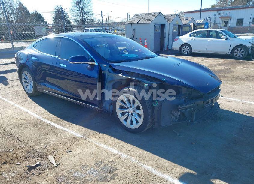 2017 Tesla Model S 60/75 (VIN 5YJSA1E17HF213487) main photo