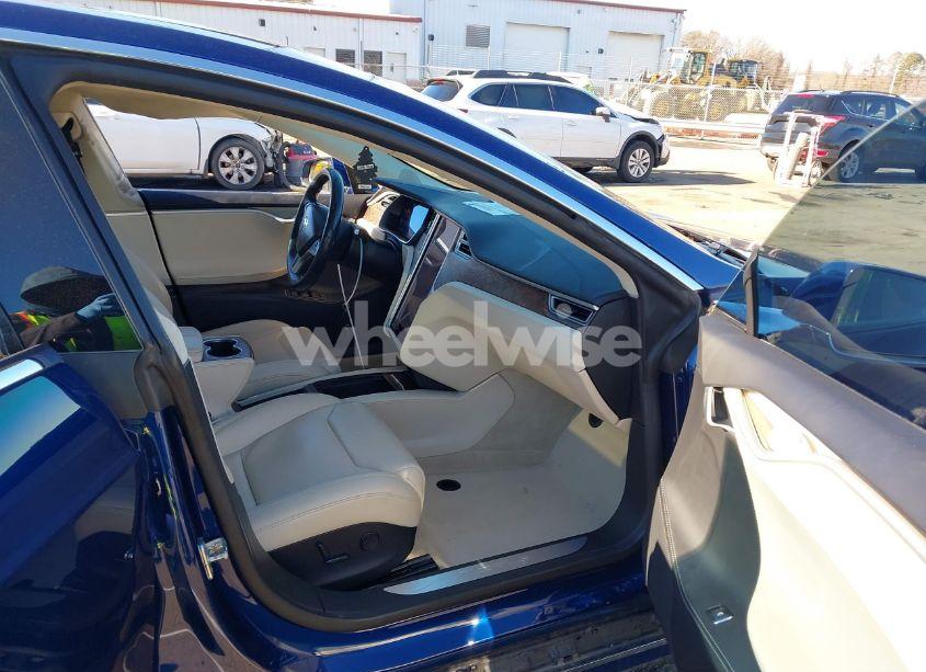 Photo 5 of 2017 Tesla Model S 60/75 (VIN 5YJSA1E17HF213487)