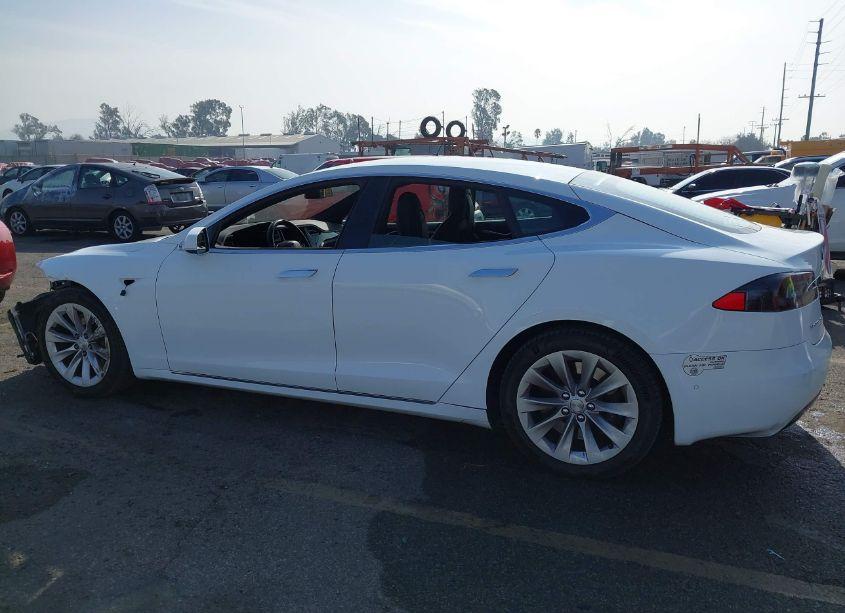 Photo 15 of 2016 Tesla Model S 60/70/75/85 (VIN 5YJSA1E18GF160538)