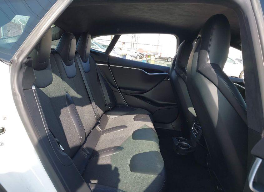 Photo 8 of 2016 Tesla Model S 60/70/75/85 (VIN 5YJSA1E18GF160538)