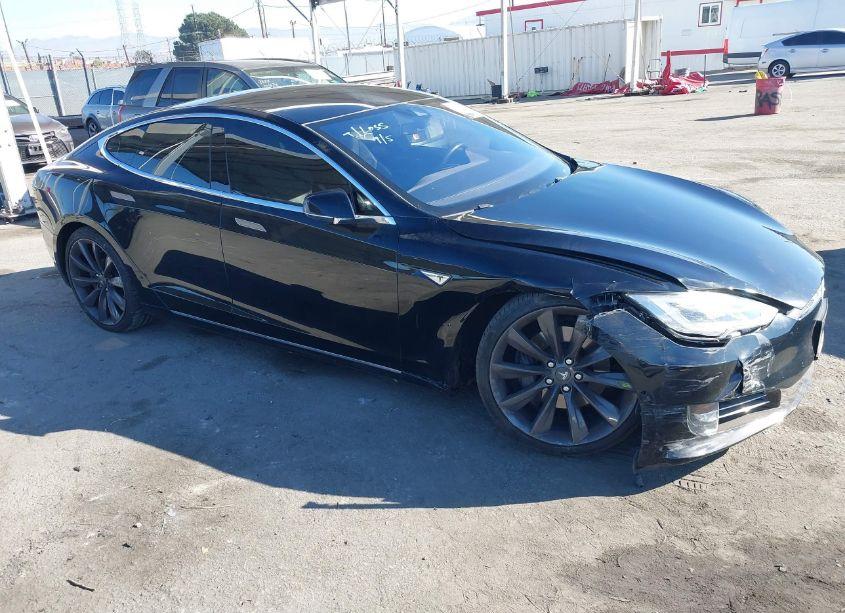 2016 Tesla Model S 60/70/75/85 (VIN 5YJSA1E19GF150844) main photo