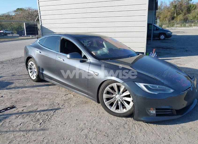 2017 Tesla Model S 100D/60D/75D/90D/P100D (VIN 5YJSA1E20HF200248) main photo