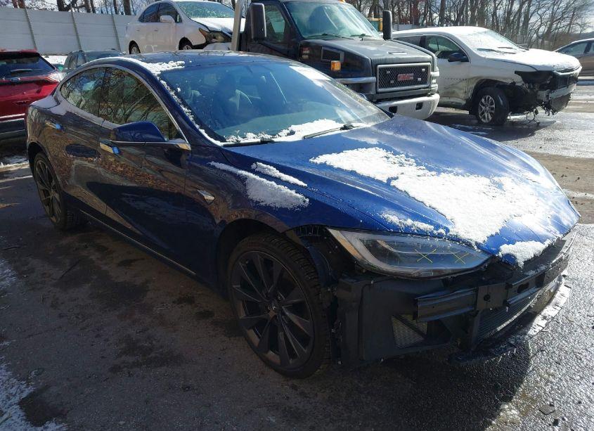 2020 Tesla Model S LONG RANGE DUAL MOTOR ALL-WHEEL DRIVE/LONG RANGE PLUS DUAL MOTOR ALL-WHEEL DRIVE (VIN 5YJSA1E20LF412429) main photo