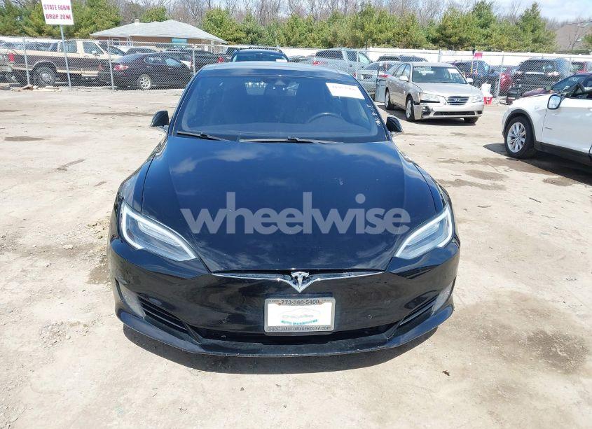 Photo 13 of 2016 Tesla Model S 60D/70D/75D/85D/90D (VIN 5YJSA1E21GF160616)