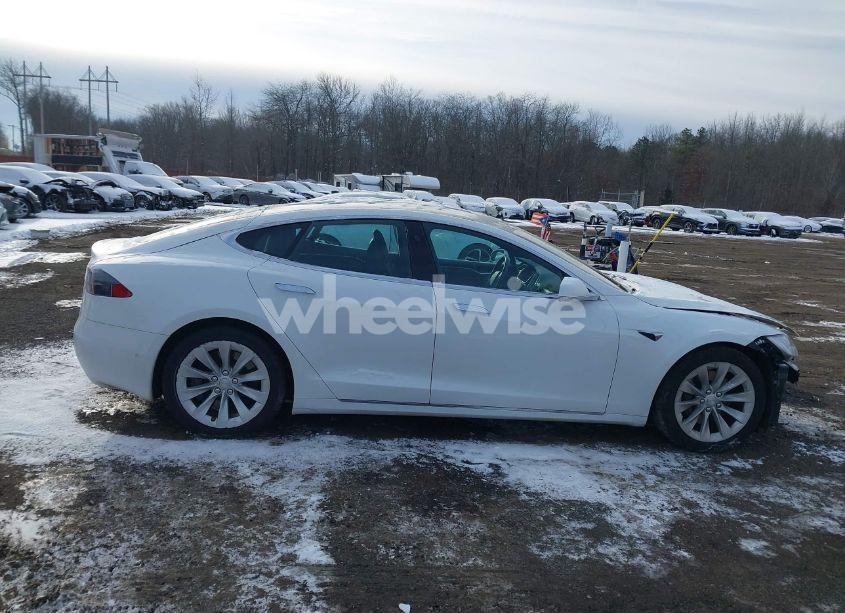 Photo 13 of 2017 Tesla Model S 100D/60D/75D/90D/P100D (VIN 5YJSA1E21HF202218)