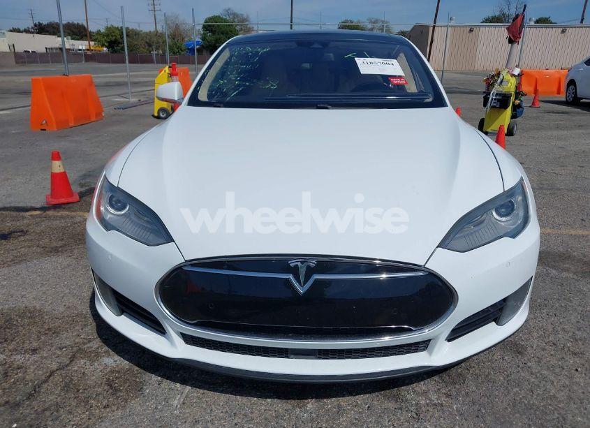Photo 12 of 2015 Tesla Model S 70D/85D/P85D (VIN 5YJSA1E22FF114484)