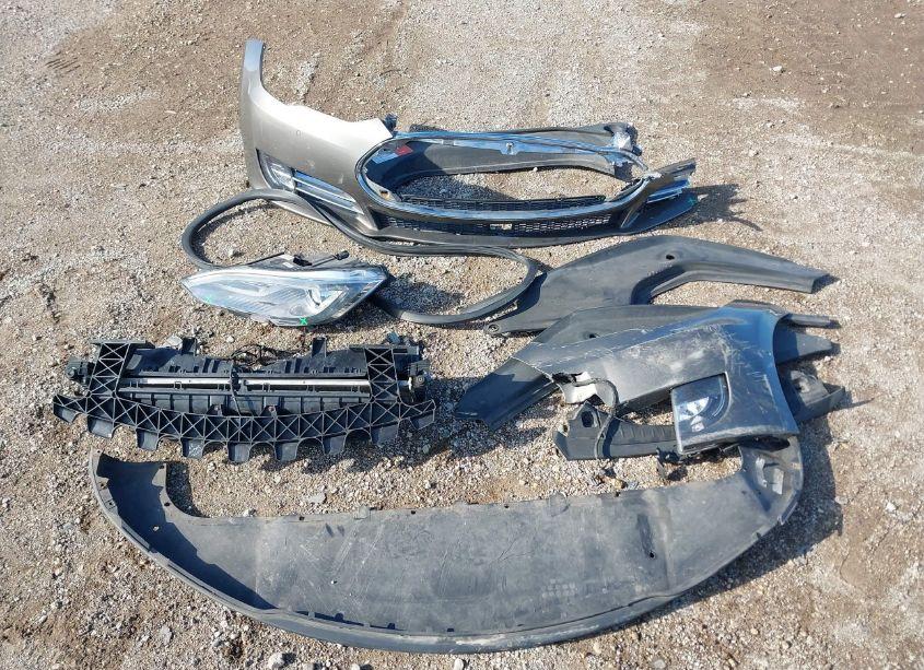 Photo 12 of 2016 Tesla Model S 60D/70D/75D/85D/90D (VIN 5YJSA1E22GF132842)