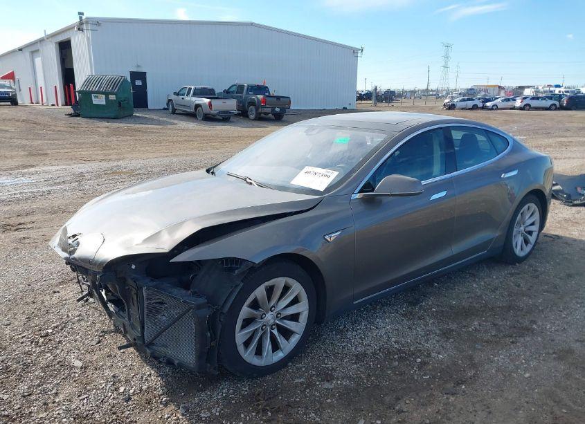 Photo 2 of 2016 Tesla Model S 60D/70D/75D/85D/90D (VIN 5YJSA1E22GF132842)