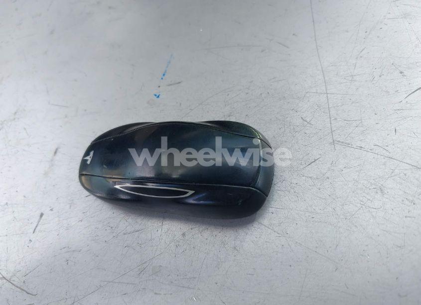 Photo 11 of 2018 Tesla Model S 100D/75D/P100D (VIN 5YJSA1E22JF250185)