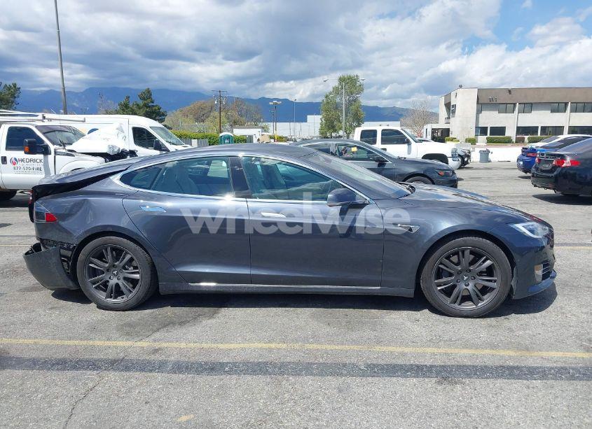 Photo 13 of 2018 Tesla Model S 100D/75D/P100D (VIN 5YJSA1E22JF250185)