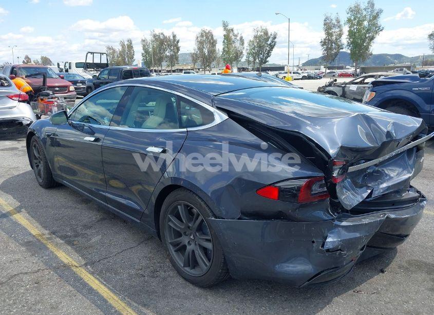 Photo 3 of 2018 Tesla Model S 100D/75D/P100D (VIN 5YJSA1E22JF250185)