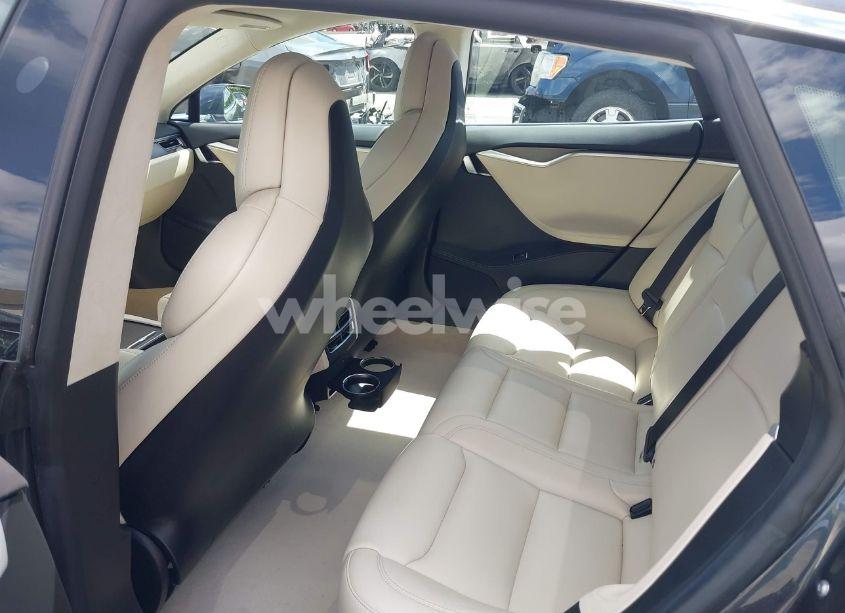 Photo 8 of 2018 Tesla Model S 100D/75D/P100D (VIN 5YJSA1E22JF250185)