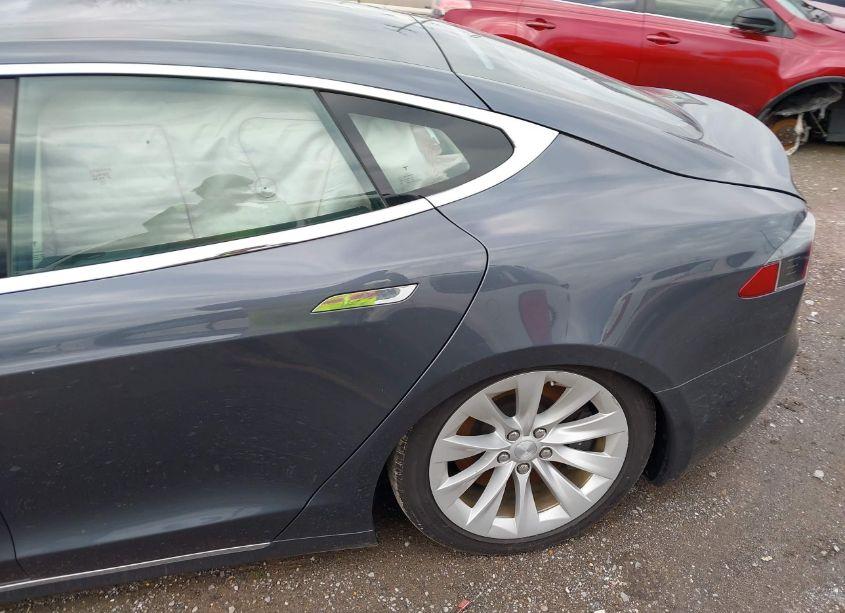 Photo 10 of 2019 Tesla Model S 100D/75D/LONG RANGE/STANDARD RANGE (VIN 5YJSA1E22KF302951)