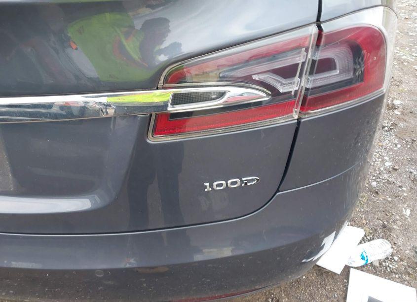 Photo 12 of 2019 Tesla Model S 100D/75D/LONG RANGE/STANDARD RANGE (VIN 5YJSA1E22KF302951)