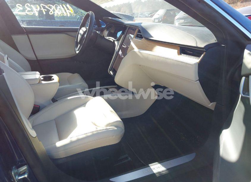 Photo 5 of 2020 Tesla Model S LONG RANGE DUAL MOTOR ALL-WHEEL DRIVE/LONG RANGE PLUS DUAL MOTOR ALL-WHEEL DRIVE (VIN 5YJSA1E22LF411900)