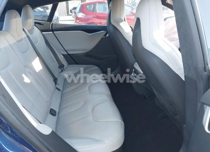 Photo 8 of 2016 Tesla Model S 60D/70D/75D/85D/90D (VIN 5YJSA1E23GF131831)