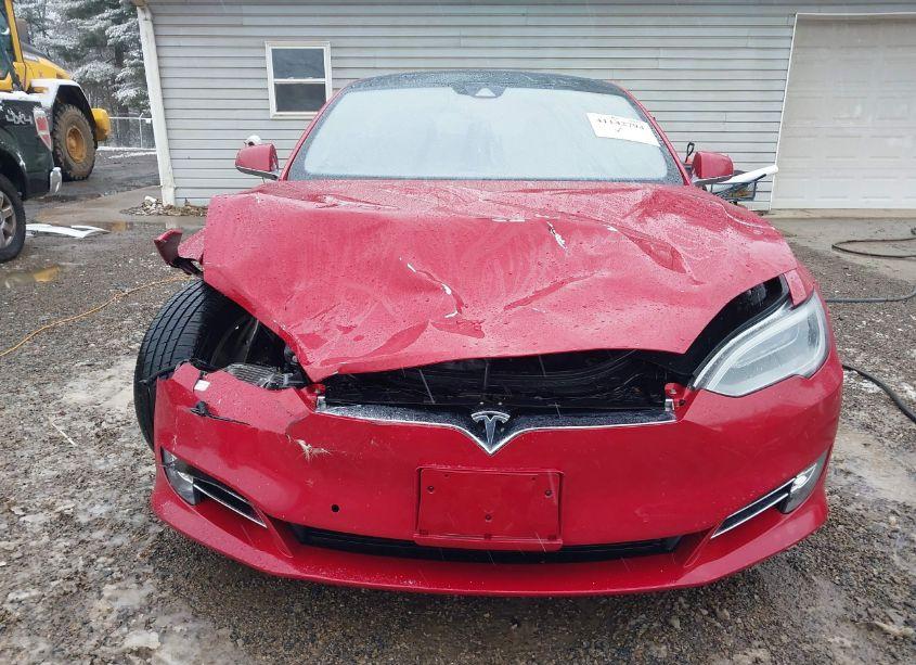 Photo 13 of 2016 Tesla Model S 60D/70D/75D/85D/90D (VIN 5YJSA1E23GF147351)