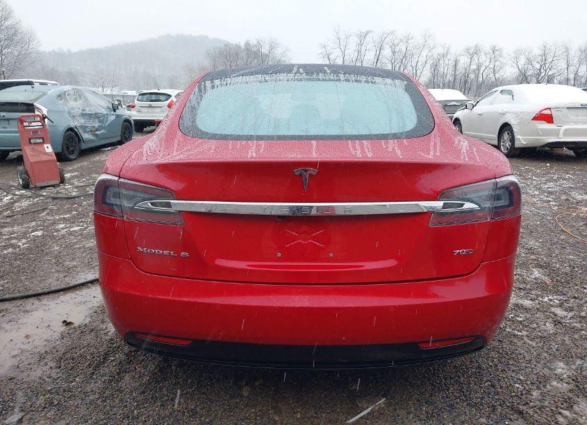 Photo 17 of 2016 Tesla Model S 60D/70D/75D/85D/90D (VIN 5YJSA1E23GF147351)