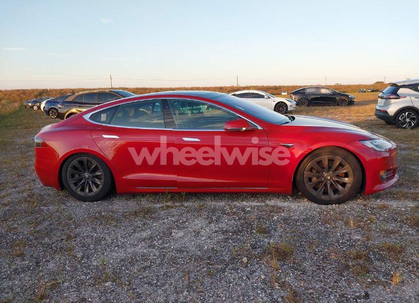Photo 13 of 2018 Tesla Model S 100D/75D/P100D (VIN 5YJSA1E23JF239857)