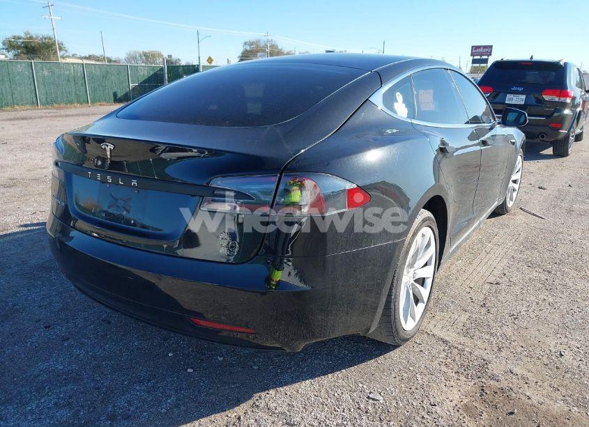 Photo 4 of 2018 Tesla Model S 100D/75D/P100D (VIN 5YJSA1E23JF246601)