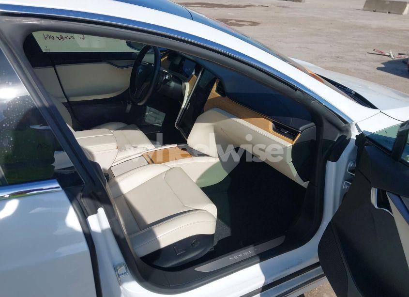 Photo 5 of 2020 Tesla Model S LONG RANGE DUAL MOTOR ALL-WHEEL DRIVE/LONG RANGE PLUS DUAL MOTOR ALL-WHEEL DRIVE (VIN 5YJSA1E23LF360441)