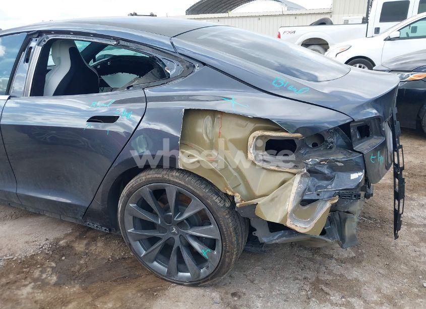 Photo 6 of 2020 Tesla Model S (VIN 5YJSA1E24LF350954)