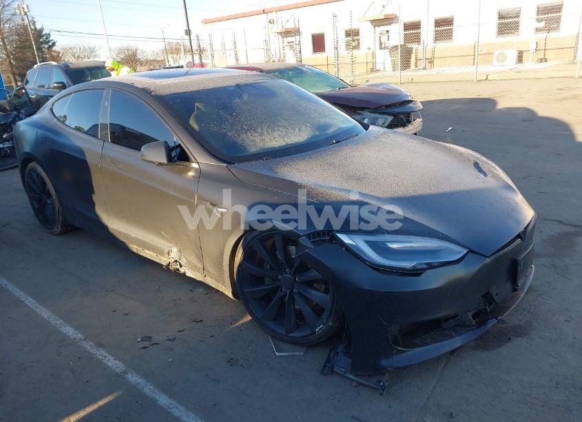 2017 Tesla Model S (VIN 5YJSA1E25HF186217) main photo