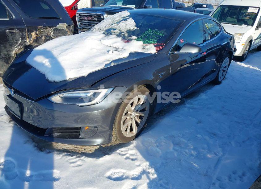 Photo 2 of 2017 Tesla Model S 100D/60D/75D/90D/P100D (VIN 5YJSA1E25HF204179)