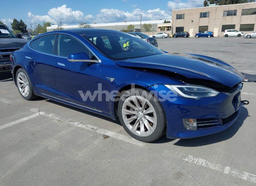 2017 Tesla Model S 100D/60D/75D/90D/P100D (VIN 5YJSA1E25HF209284) main photo