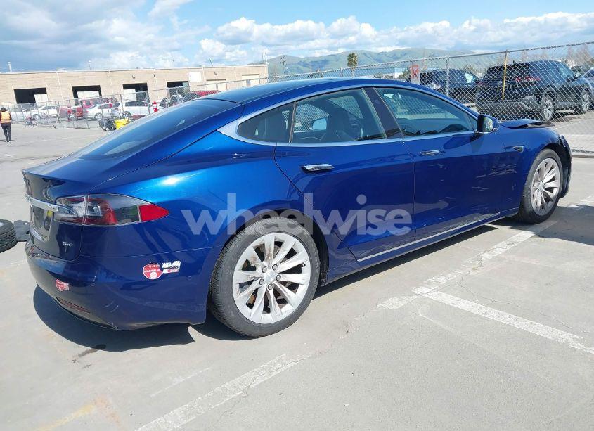 Photo 4 of 2017 Tesla Model S 100D/60D/75D/90D/P100D (VIN 5YJSA1E25HF209284)