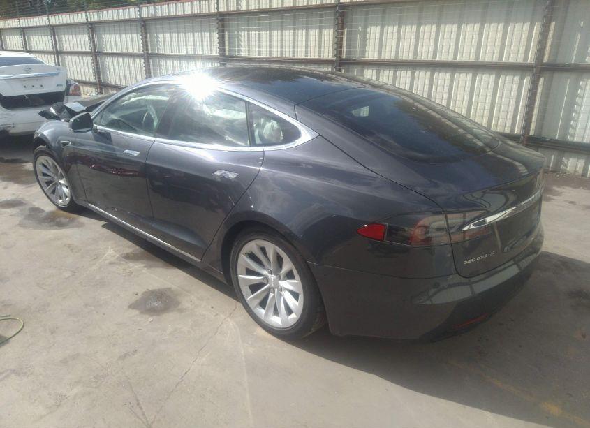 Photo 3 of 2017 Tesla Model S 60D/75D/90D/P100D/100D (VIN 5YJSA1E25HF211052)