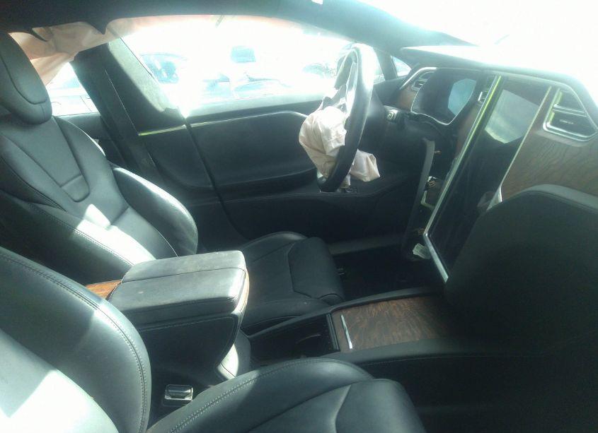 Photo 5 of 2017 Tesla Model S 60D/75D/90D/P100D/100D (VIN 5YJSA1E25HF211052)