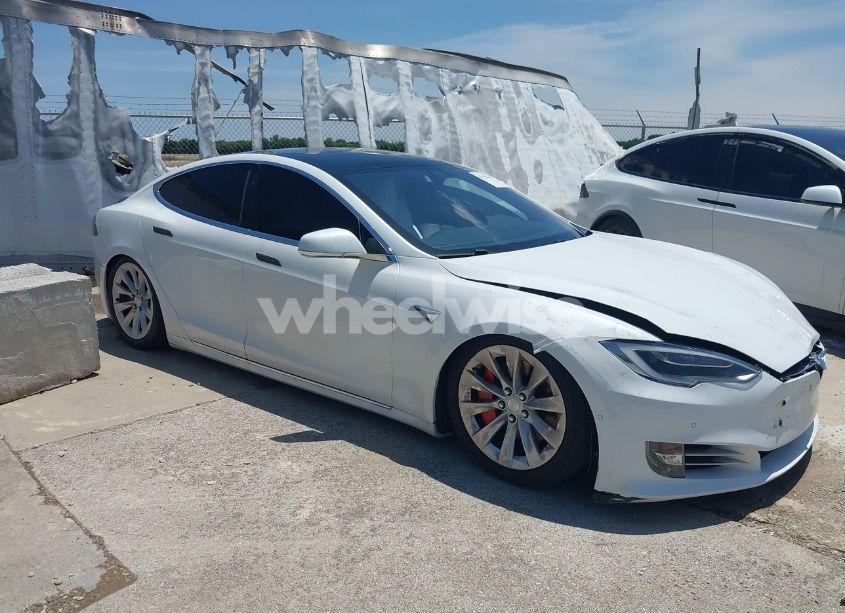 Photo 13 of 2018 Tesla Model S 100D/75D/P100D (VIN 5YJSA1E25JF245269)