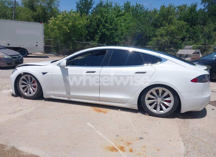 Photo 14 of 2018 Tesla Model S 100D/75D/P100D (VIN 5YJSA1E25JF245269)
