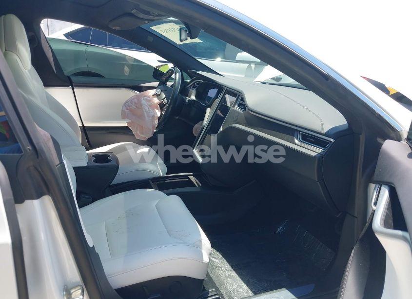 Photo 5 of 2018 Tesla Model S 100D/75D/P100D (VIN 5YJSA1E25JF245269)