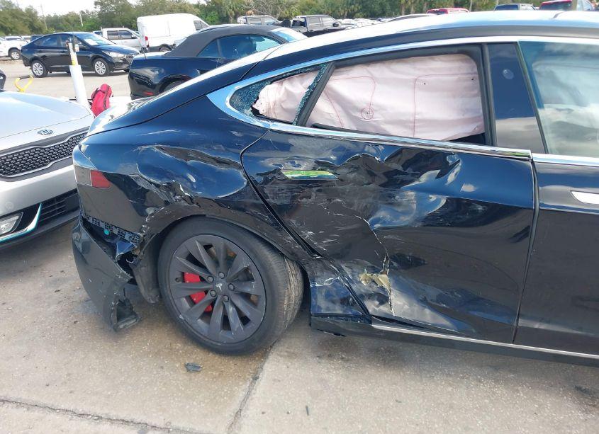 Photo 6 of 2018 Tesla Model S 100D/75D/P100D (VIN 5YJSA1E25JF268230)