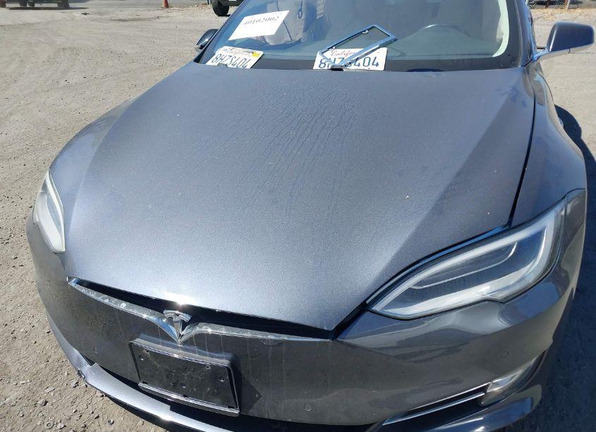 Photo 10 of 2018 Tesla Model S 100D/75D/P100D (VIN 5YJSA1E25JF291121)