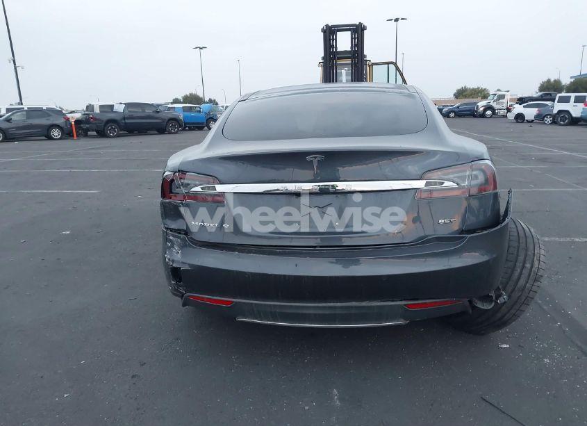 Photo 10 of 2015 Tesla Model S 70D/85D/P85D (VIN 5YJSA1E26FF115556)