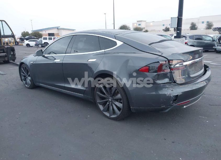 Photo 3 of 2015 Tesla Model S 70D/85D/P85D (VIN 5YJSA1E26FF115556)