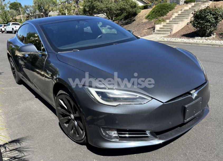 2017 Tesla Model S 100D/60D/75D/90D/P100D (VIN 5YJSA1E26HF215014) main photo