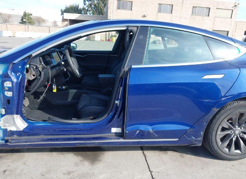 Photo 15 of 2018 Tesla Model S 100D/75D/P100D (VIN 5YJSA1E26JF295615)