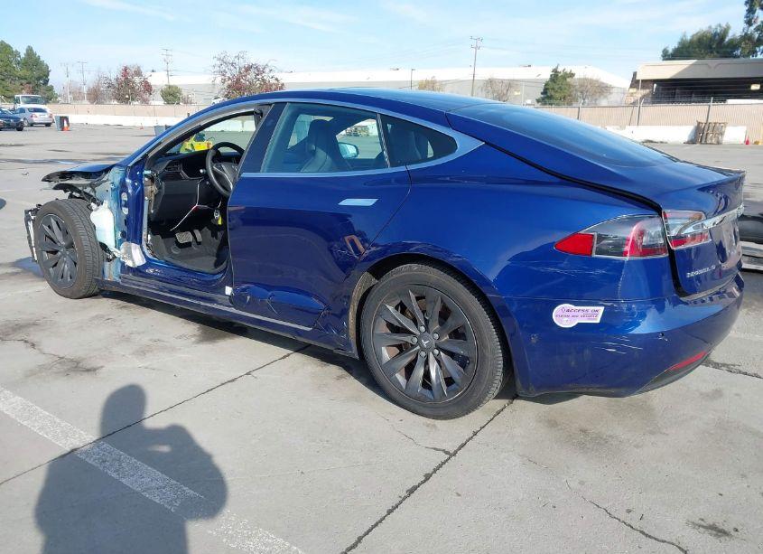 Photo 3 of 2018 Tesla Model S 100D/75D/P100D (VIN 5YJSA1E26JF295615)