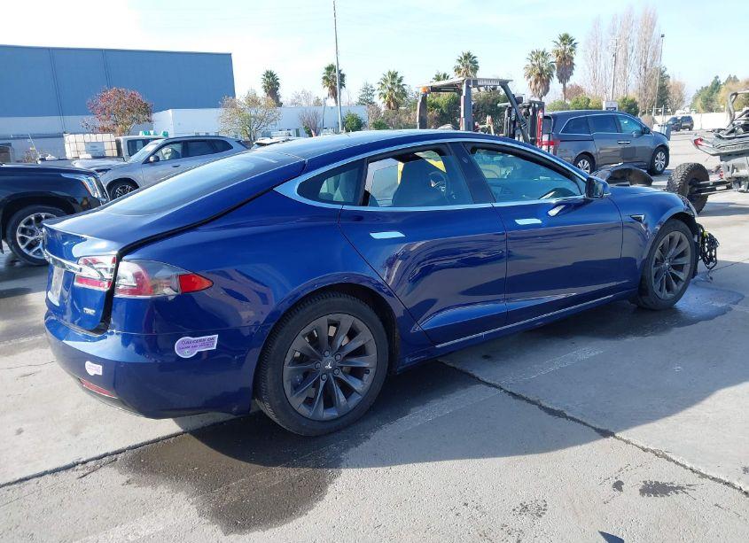 Photo 4 of 2018 Tesla Model S 100D/75D/P100D (VIN 5YJSA1E26JF295615)