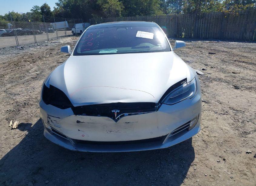 Photo 12 of 2017 Tesla Model S 100D/60D/75D/90D/P100D (VIN 5YJSA1E27HF226846)