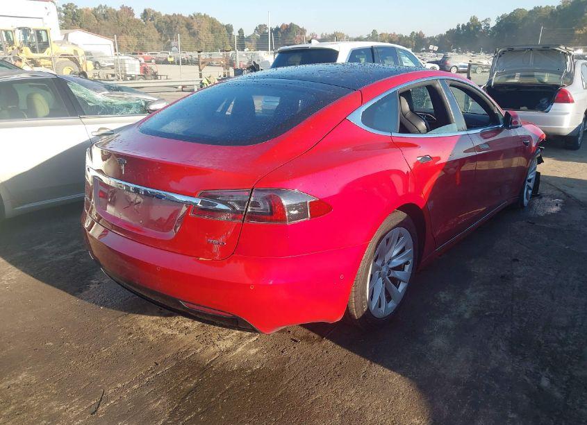 Photo 4 of 2018 Tesla Model S 100D/75D/P100D (VIN 5YJSA1E27JF246102)