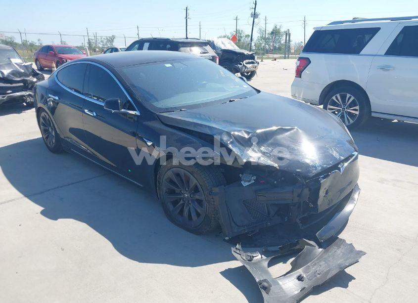2020 Tesla Model S LONG RANGE DUAL MOTOR ALL-WHEEL DRIVE/LONG RANGE PLUS DUAL MOTOR ALL-WHEEL DRIVE (VIN 5YJSA1E27LF397346) main photo